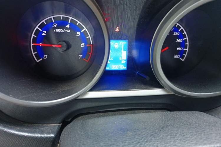 Used CHANGAN KAICHENG Ounuo S 2012 1.3L Standard Version Odometer Close Up