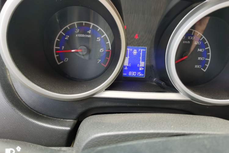 Used CHANGAN KAICHENG Ounuo S 2012 1.3L Standard Version Odometer Close Up