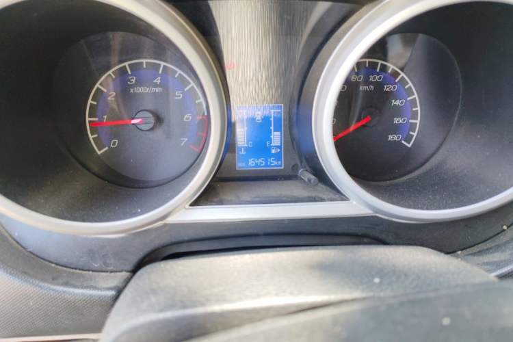 Used CHANGAN KAICHENG Ounuo S 2012 1.3L Base Version Odometer Close Up