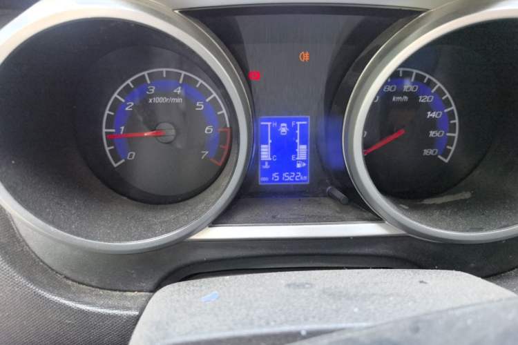 Used CHANGAN KAICHENG Ounuo S 2012 1.3L Base Version Odometer Close Up