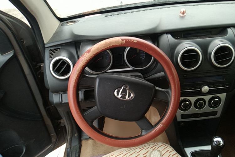 Used CHANGAN KAICHENG Ounuo S 2012 1.3L Base Version Steering Wheel