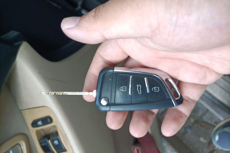 Used CHANGAN KAICHENG Ounuo S 2012 1.5L Standard Version Vehicle Key