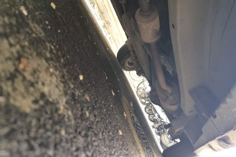 Used CHANGAN KAICHENG Ounuo S 2012 1.5L Standard Version Chassis Front Left