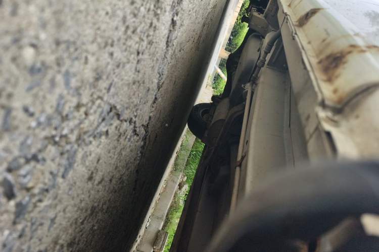 Used CHANGAN KAICHENG Ounuo S 2012 1.3L Standard Version Chassis Front Right