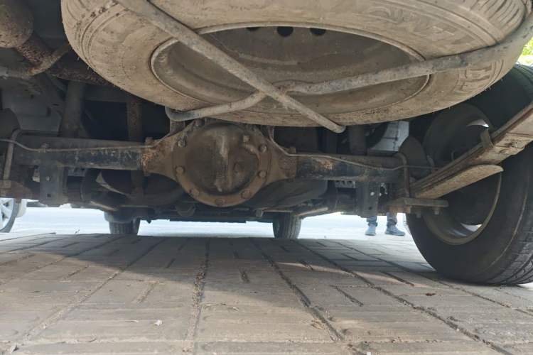 Used CHANGAN KAICHENG Ounuo S 2012 1.5L Standard Version Chassis Rear