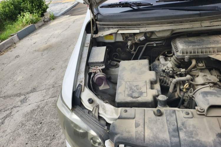 Used CHANGAN KAICHENG Ounuo S 2012 1.3L Standard Version Engine Bay Right