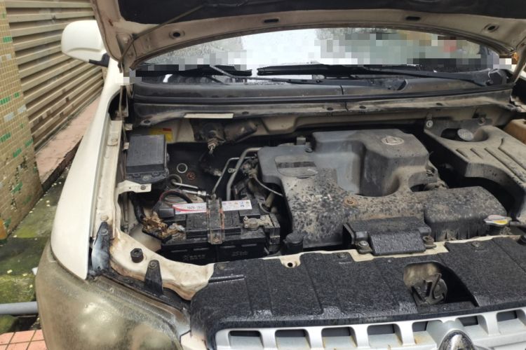 Used CHANGAN KAICHENG Ounuo S 2012 1.5L Standard Version Engine Bay Right