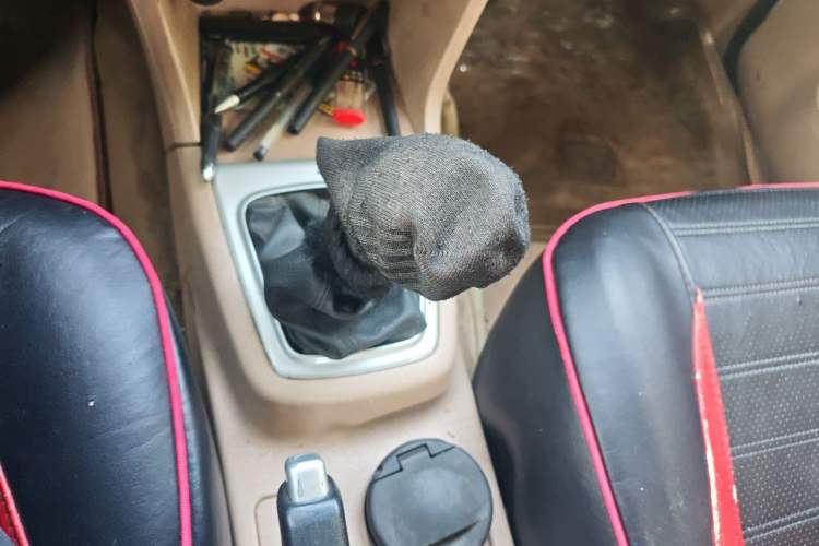 Used CHANGAN KAICHENG Ounuo S 2012 1.5L Standard Version Gear Lever