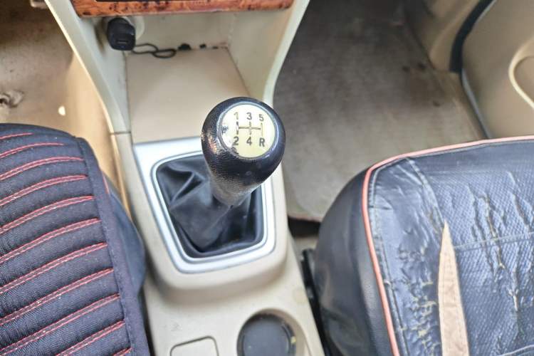 Used CHANGAN KAICHENG Ounuo S 2012 1.3L Elite Version Gear Lever