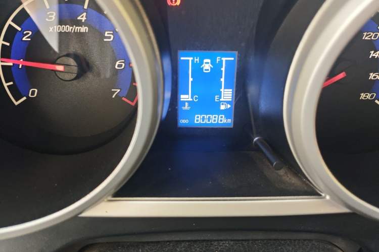 Used CHANGAN KAICHENG Ounuo S 2012 1.5L Standard Version Odometer Close Up