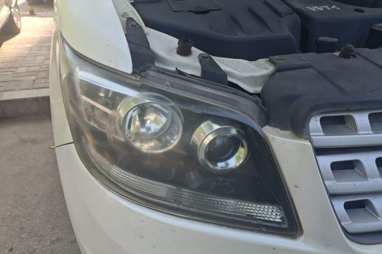 Used CHANGAN KAICHENG Ounuo S 2012 1.5L Standard Version Right Front Headlight