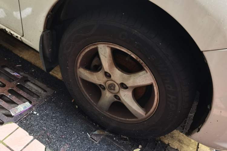 Used CHANGAN KAICHENG Ounuo S 2012 1.5L Standard Version Right Front Wheel Hub