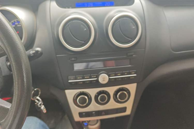 Used CHANGAN KAICHENG Ounuo S 2012 1.3L Base Version Audio And AC Panel