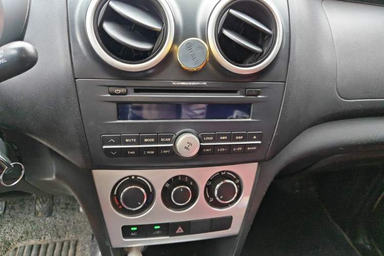Used CHANGAN KAICHENG Ounuo S 2012 1.3L Base Version Audio And AC Panel