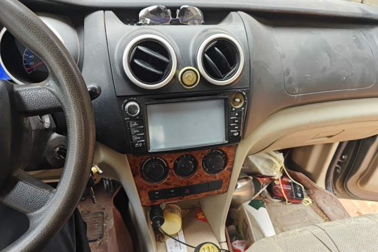 Used CHANGAN KAICHENG Ounuo S 2012 1.3L Elite Version Audio And AC Panel