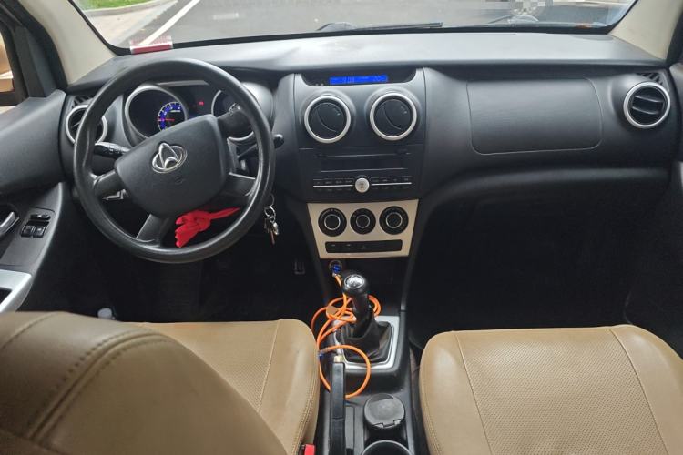 Used CHANGAN KAICHENG Ounuo S 2012 1.3L Base Version Center Console