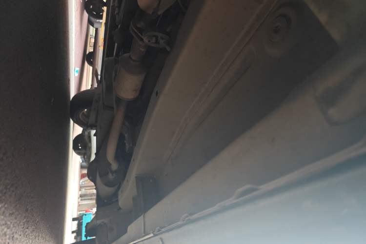 Used CHANGAN KAICHENG Ounuo S 2012 1.5L Elite Version Chassis Front Left
