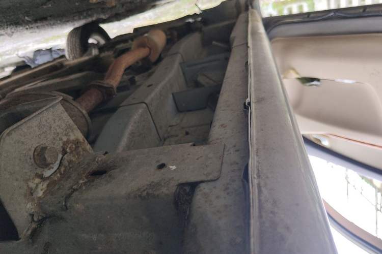 Used CHANGAN KAICHENG Ounuo S 2012 1.3L Base Version Chassis Rear Left