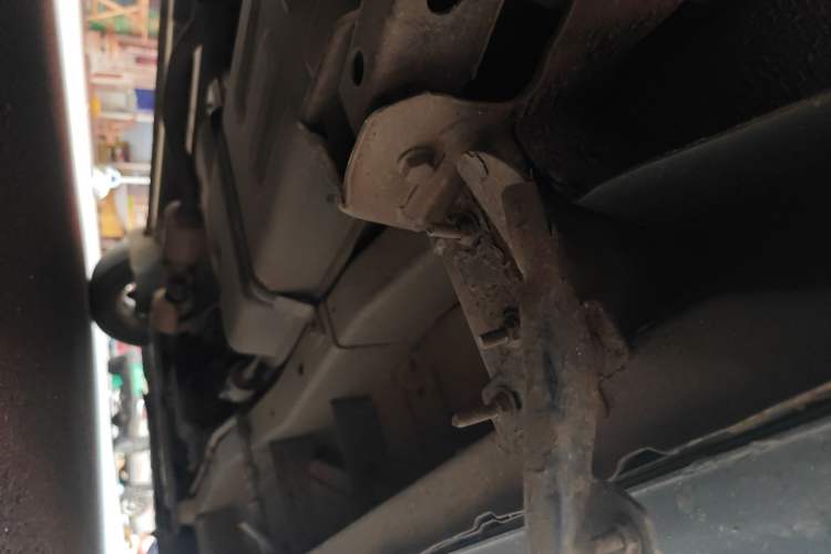 Used CHANGAN KAICHENG Ounuo S 2012 1.5L Elite Version Chassis Rear Right