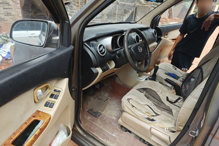 Used CHANGAN KAICHENG Ounuo S 2012 1.3L Elite Version Driver Seat