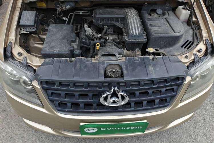 Used CHANGAN KAICHENG Ounuo S 2012 1.3L Base Version Engine Bay
