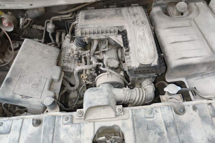 Used CHANGAN KAICHENG Ounuo S 2012 1.3L Base Version Engine Bay