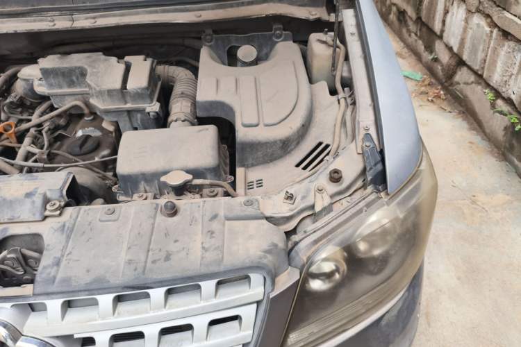 Used CHANGAN KAICHENG Ounuo S 2012 1.5L Standard Version Engine Bay Left