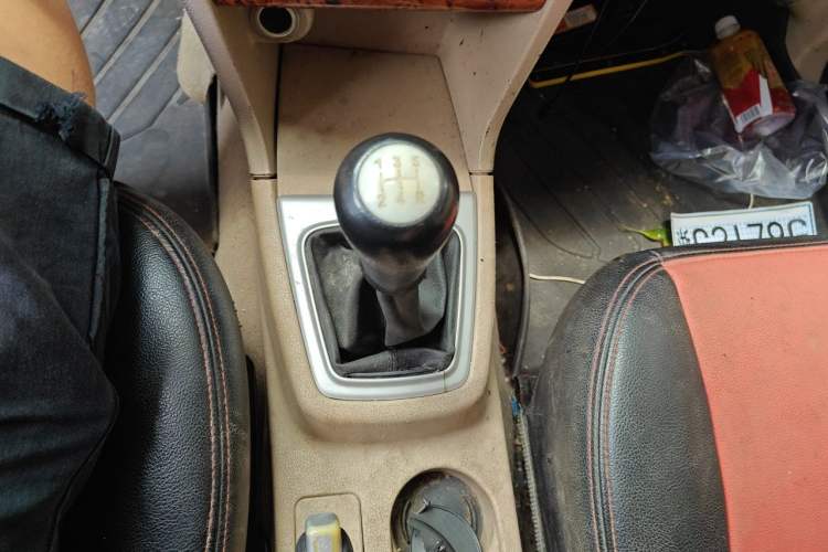 Used CHANGAN KAICHENG Ounuo S 2012 1.3L Elite Version Gear Lever
