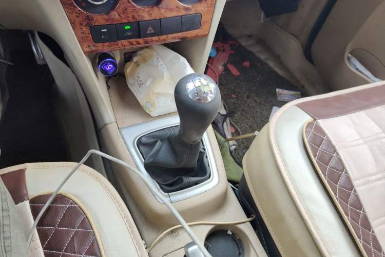 Used CHANGAN KAICHENG Ounuo S 2012 1.3L Base Version Gear Lever