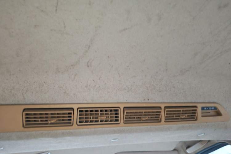 Used CHANGAN KAICHENG Ounuo S 2012 1.3L Base Version Headliner