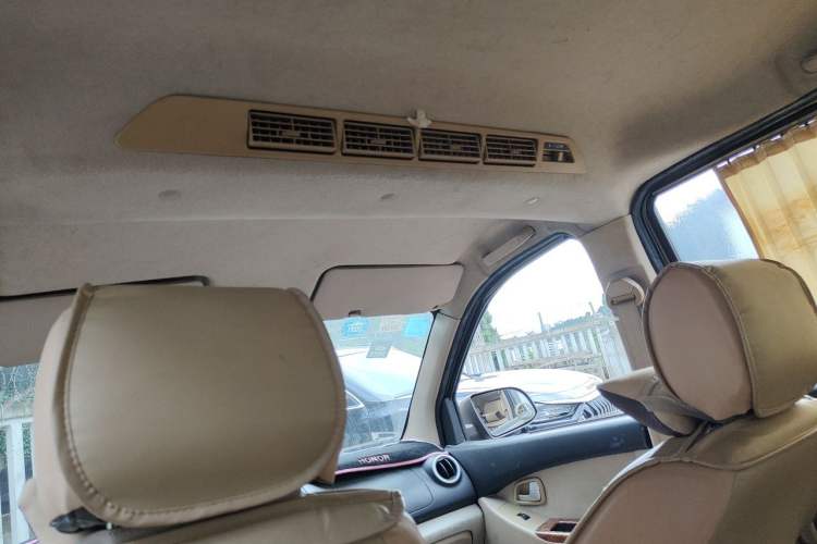 Used CHANGAN KAICHENG Ounuo S 2012 1.3L Base Version Headliner