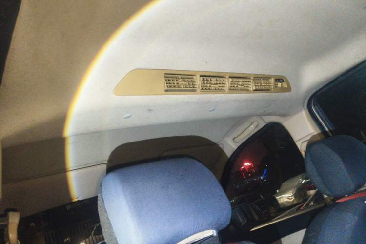 Used CHANGAN KAICHENG Ounuo S 2012 1.3L Standard Version Headliner