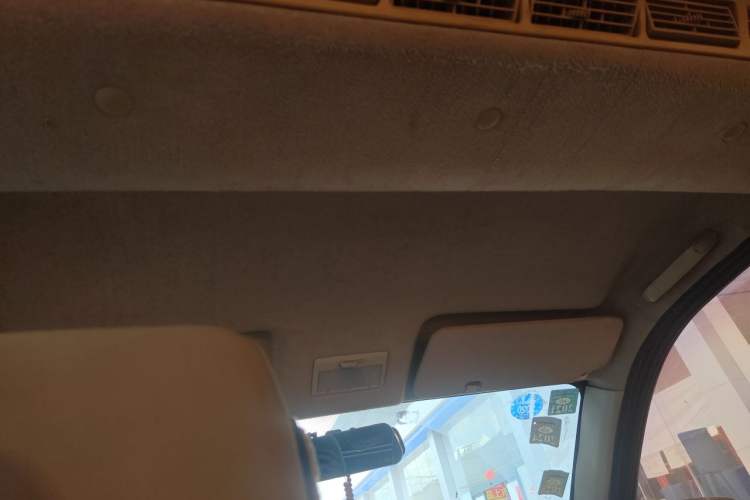 Used CHANGAN KAICHENG Ounuo S 2012 1.5L Elite Version Headliner