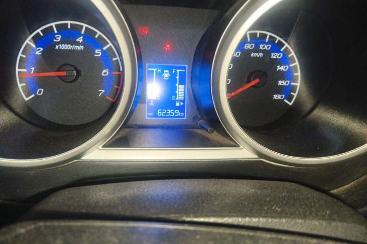 Used CHANGAN KAICHENG Ounuo S 2012 1.3L Standard Version Odometer Close Up