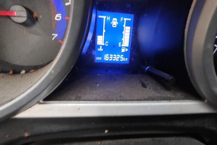 Used CHANGAN KAICHENG Ounuo S 2012 1.5L Elite Version Odometer Close Up
