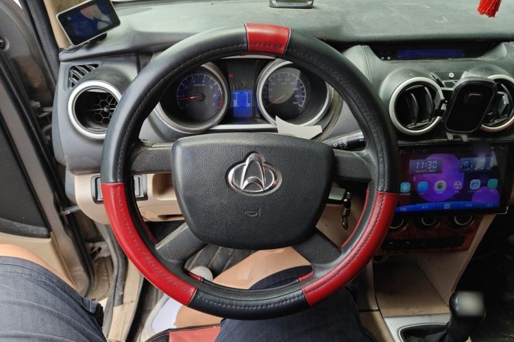 Used CHANGAN KAICHENG Ounuo S 2012 1.3L Elite Version Steering Wheel