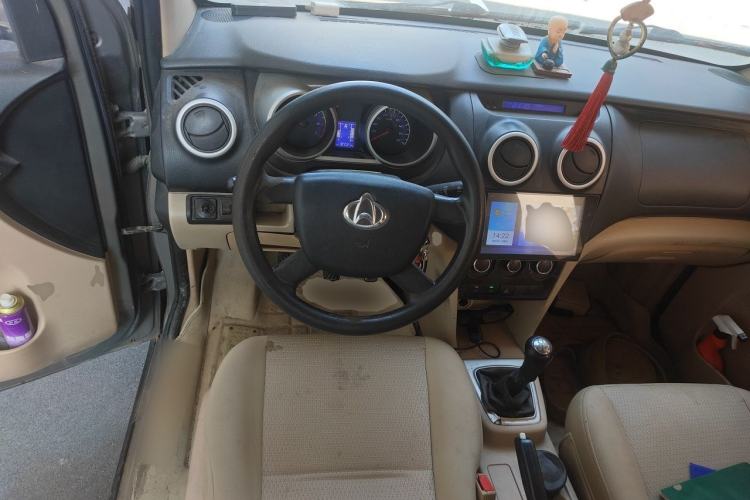 Used CHANGAN KAICHENG Ounuo S 2012 1.5L Elite Version Steering Wheel