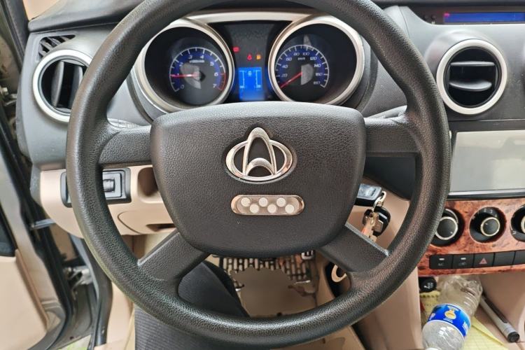 Used CHANGAN KAICHENG Ounuo S 2012 1.3L Elite Version Steering Wheel