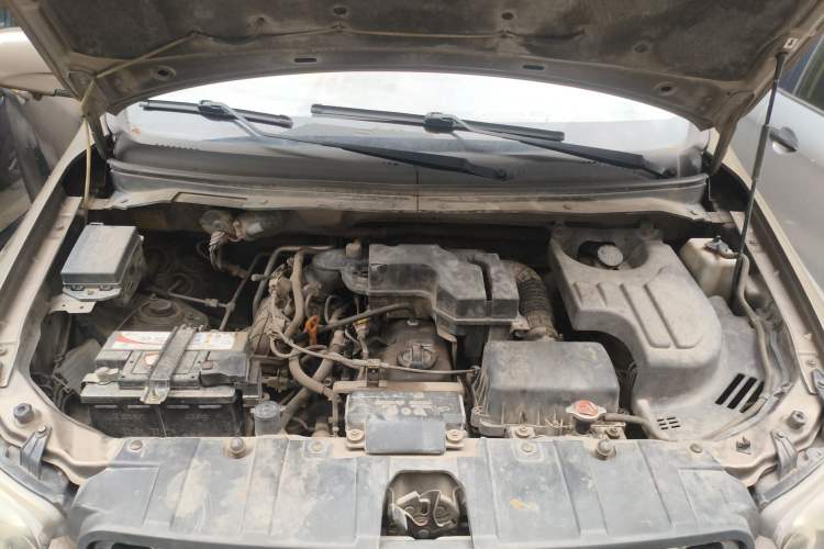 Used CHANGAN KAICHENG Ounuo S 2013 1.5L Elite Model Engine Bay