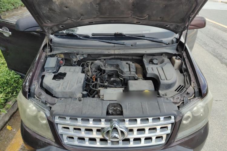 Used CHANGAN KAICHENG Ounuo S 2013 1.5L Elite Model Engine Bay