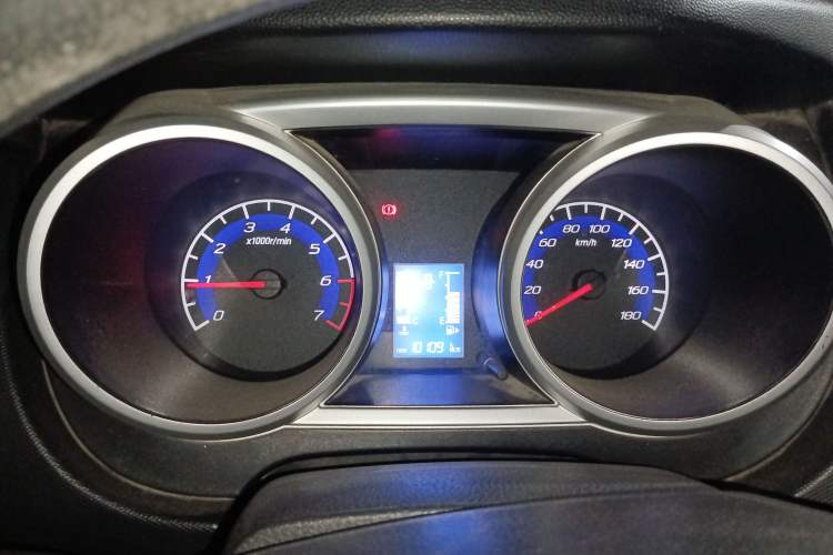 Used CHANGAN KAICHENG Ounuo S 2013 1.5L Elite Model Instrument Cluster