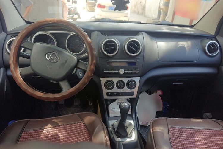 Used CHANGAN KAICHENG Ounuo S 2013 1.5L Elite Model Center Console