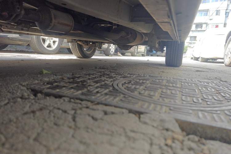 Used CHANGAN KAICHENG Ounuo S 2013 1.5L Elite Model Chassis Front Left