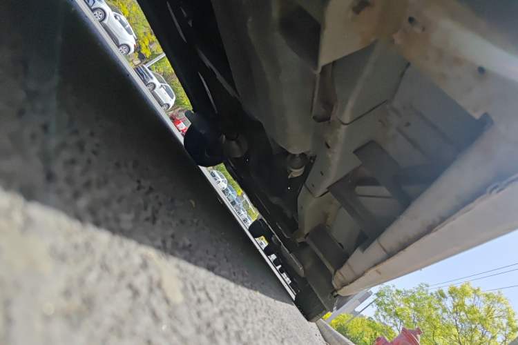 Used CHANGAN KAICHENG Ounuo S  Chassis Rear Right