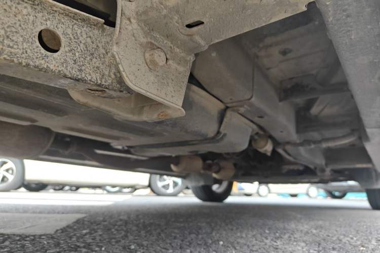Used CHANGAN KAICHENG Ounuo S 2013 1.5L Elite Model Chassis Rear Right