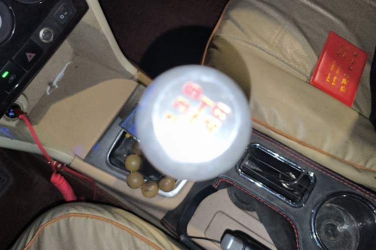 Used CHANGAN KAICHENG Ounuo S 2013 1.5L Elite Model Gear Lever
