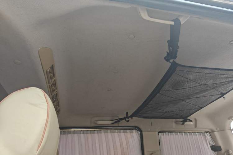 Used CHANGAN KAICHENG Ounuo S 2013 1.5L Elite Model Headliner