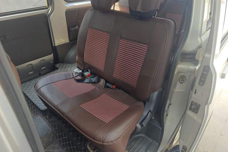 Used CHANGAN KAICHENG Ounuo S 2013 1.5L Elite Model Left Rear Seat