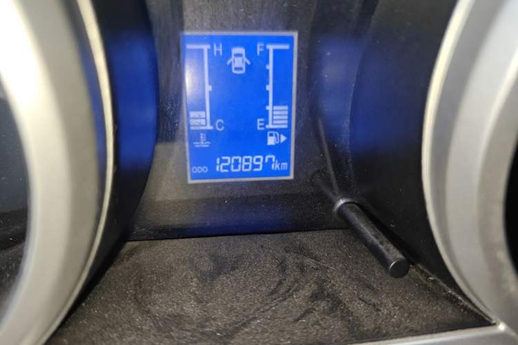Used CHANGAN KAICHENG Ounuo S 2013 1.5L Elite Model Odometer Close Up