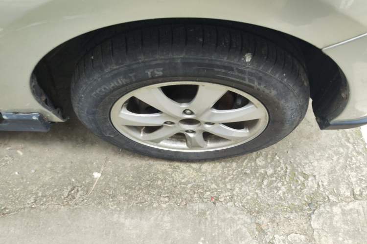 Used CHANGAN KAICHENG Ounuo S 2013 1.5L Elite Model Right Front Wheel Hub